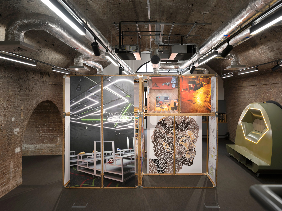 Wilson Brothers - WILSON BROTHERS / 20 YEARS EXHIBITION